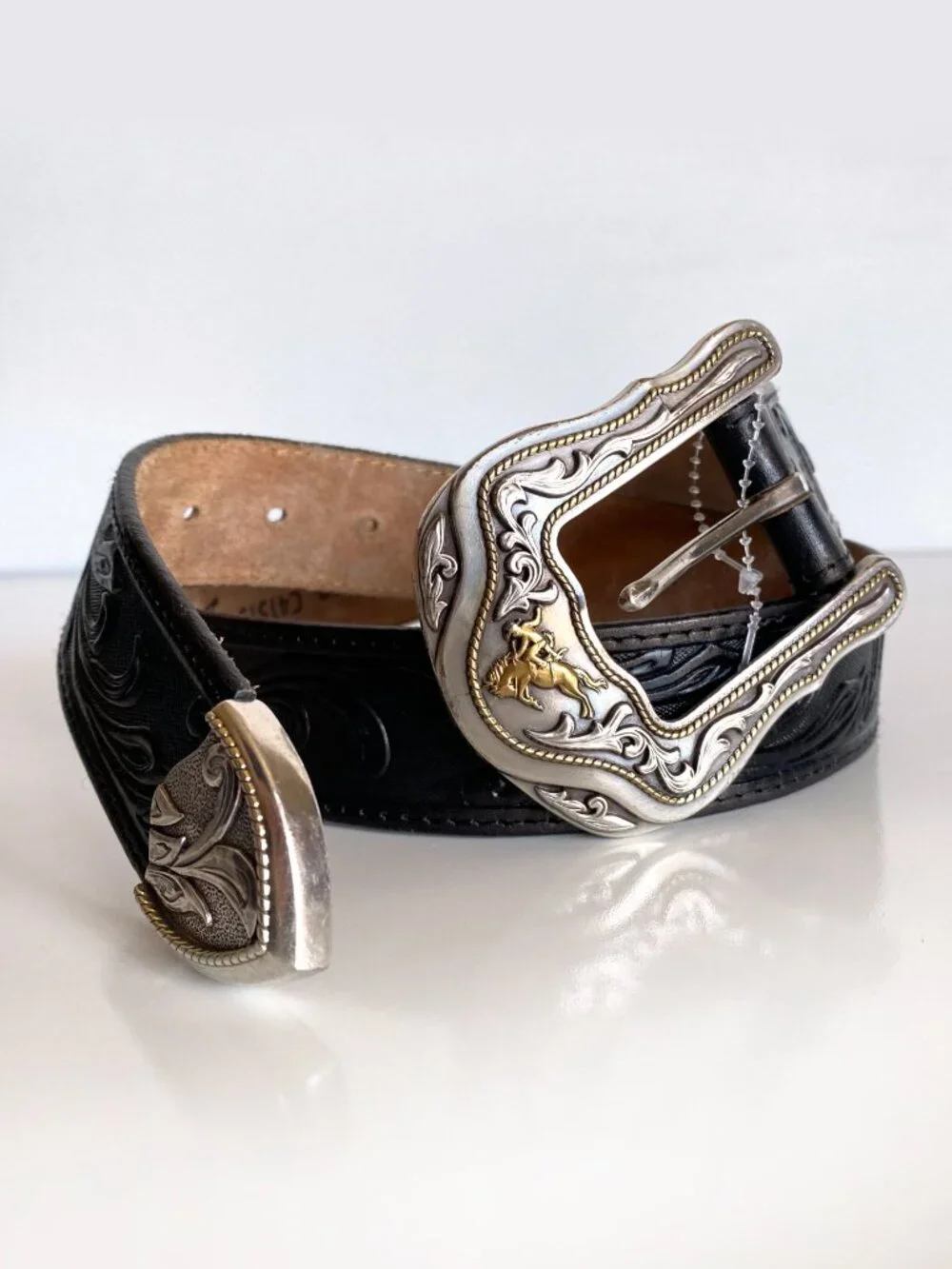 Vintage Tony Lama Tooled & Stamped Leather Bronco Western Belt 32